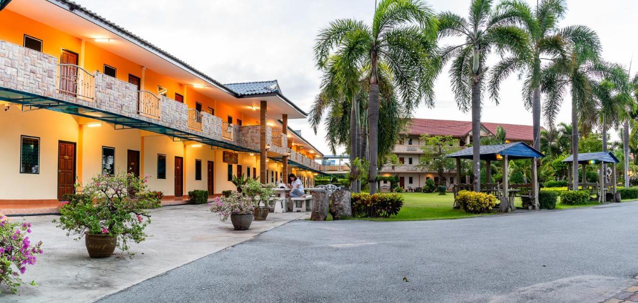 Pn Gold Resort Bangsaen Dış mekan fotoğraf