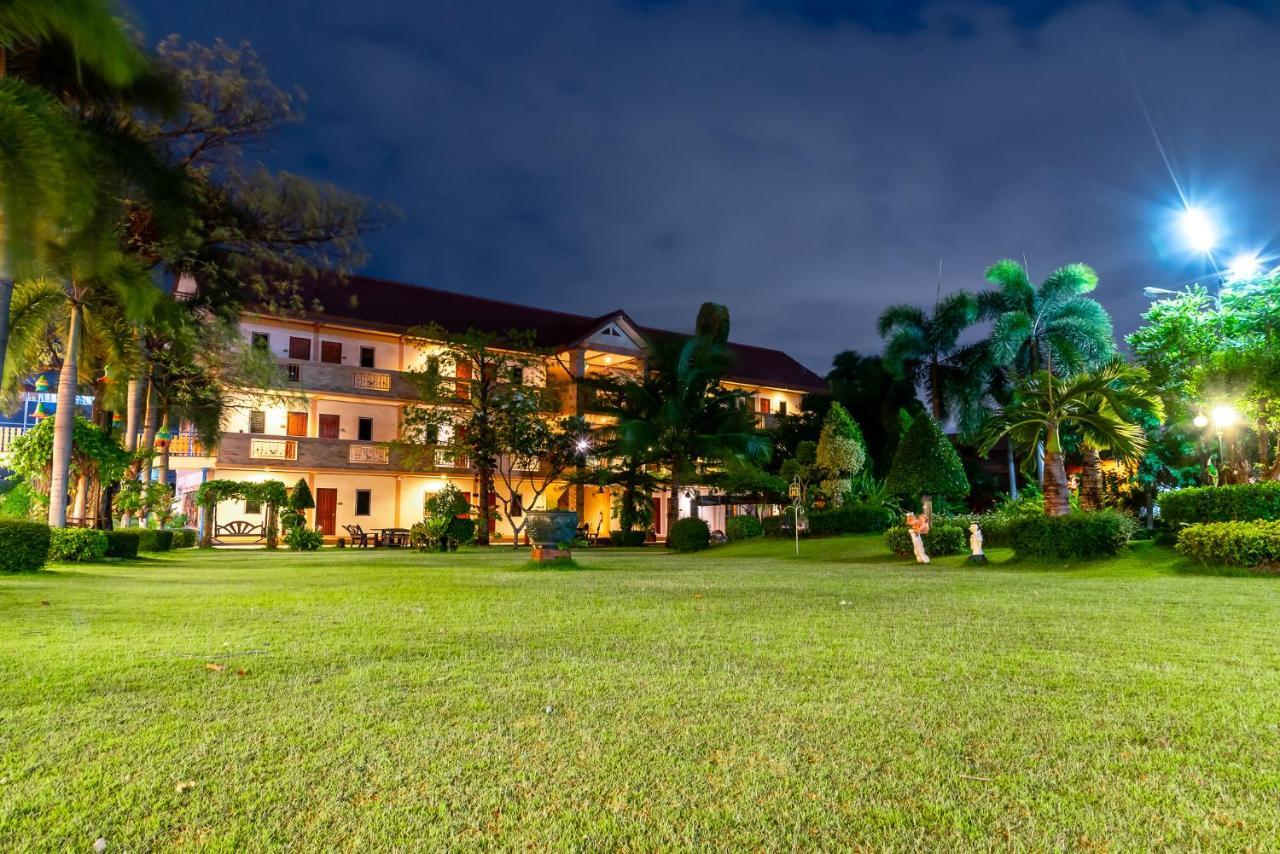 Pn Gold Resort Bangsaen Dış mekan fotoğraf