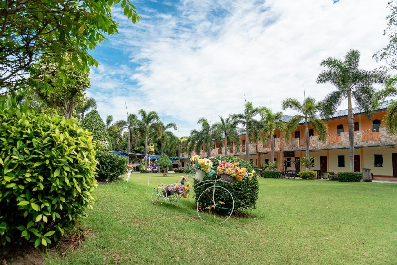 Pn Gold Resort Bangsaen Dış mekan fotoğraf