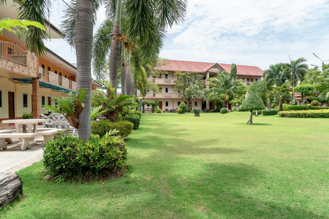 Pn Gold Resort Bangsaen Dış mekan fotoğraf